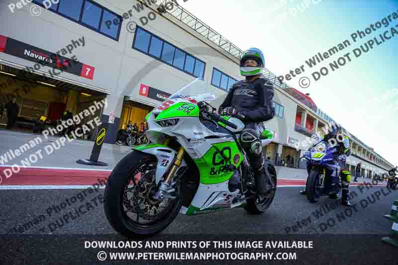 cadwell no limits trackday;cadwell park;cadwell park photographs;cadwell trackday photographs;enduro digital images;event digital images;eventdigitalimages;navarra;no limits trackdays;peter wileman photography;racing digital images;trackday digital images;trackday photos